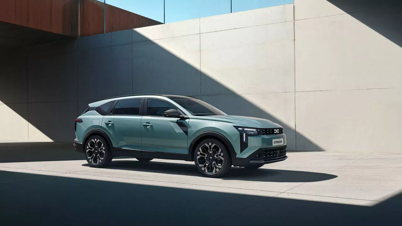 Dacia Striker – geräumiger Hybrid-SUV, Leasing ab CHF 129 pro Monat