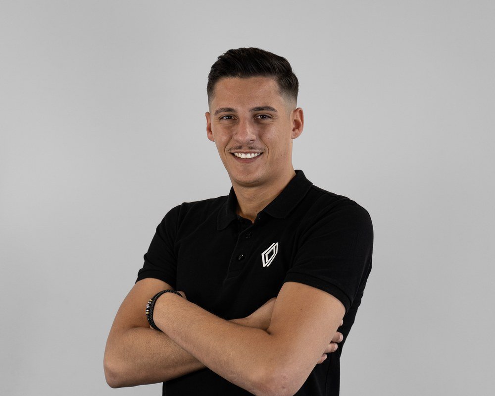 Ahmet Haxhiaj, Fahrzeugaufbereiter bei Autofrank AG