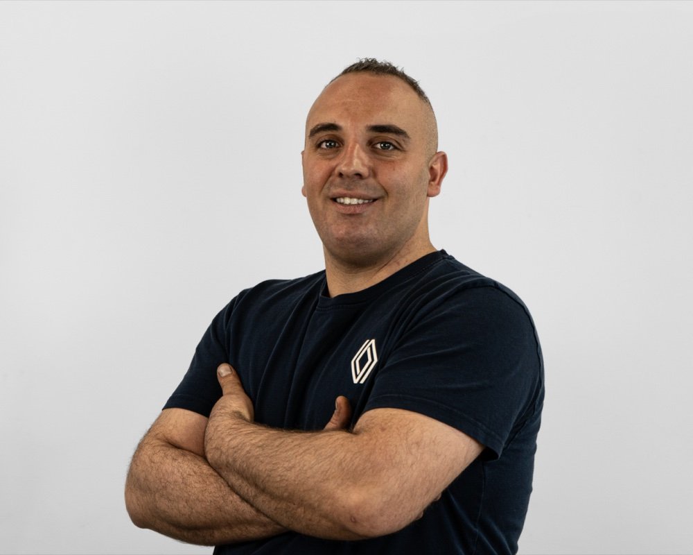Massimo Messina, Automobilmechaniker bei Autofrank AG
